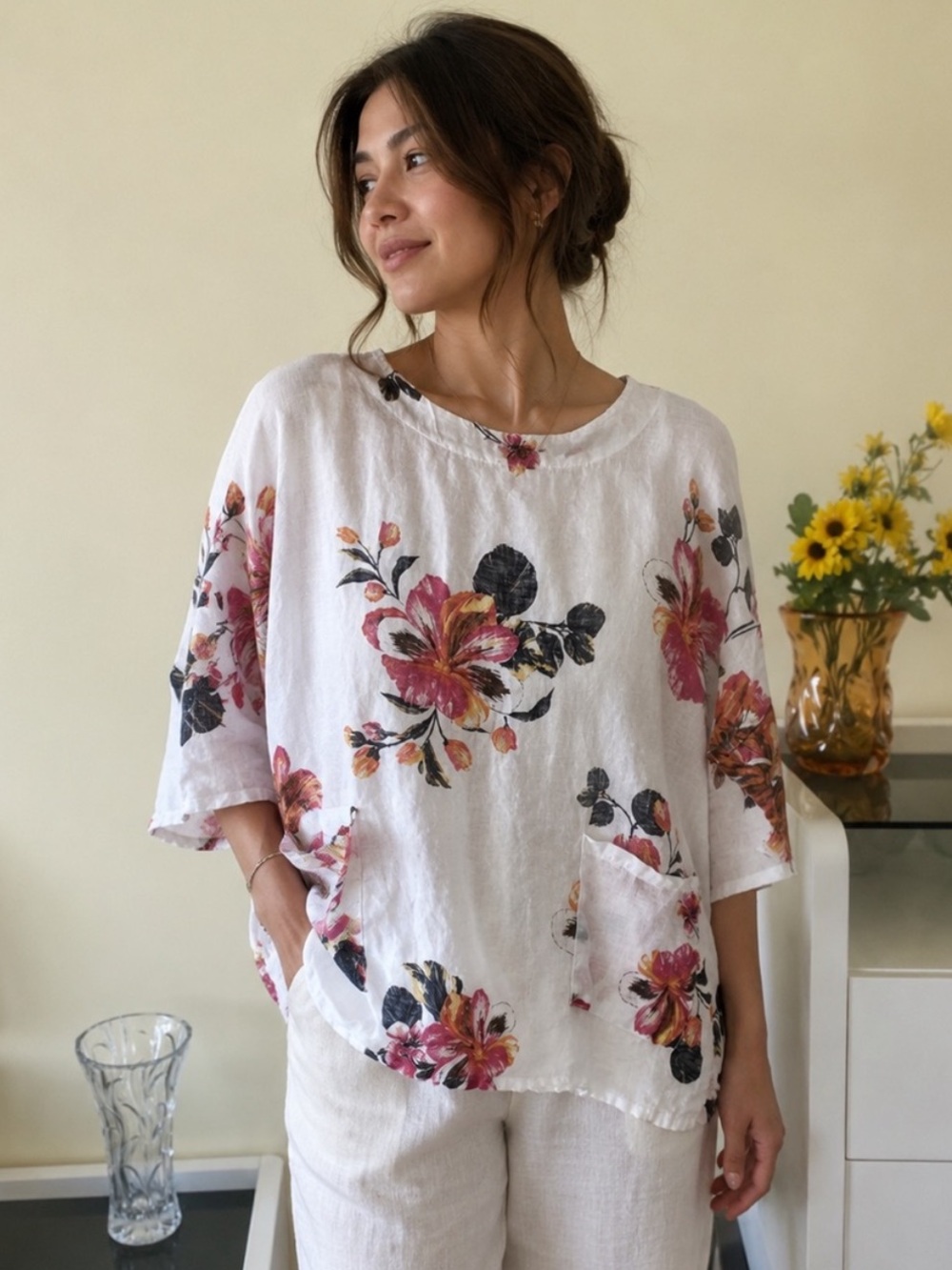Elegant 100% Italian Linen Floral Women's Blouse - Multicolor